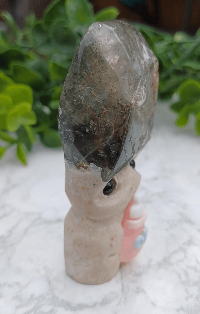 Crystal Critter Budwin. Garden Quartz