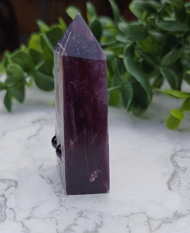 Crystal Critter Nala. Lepidolite Mica