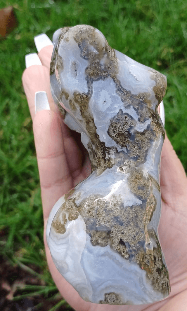 Large Moss Agate Goddess 531g