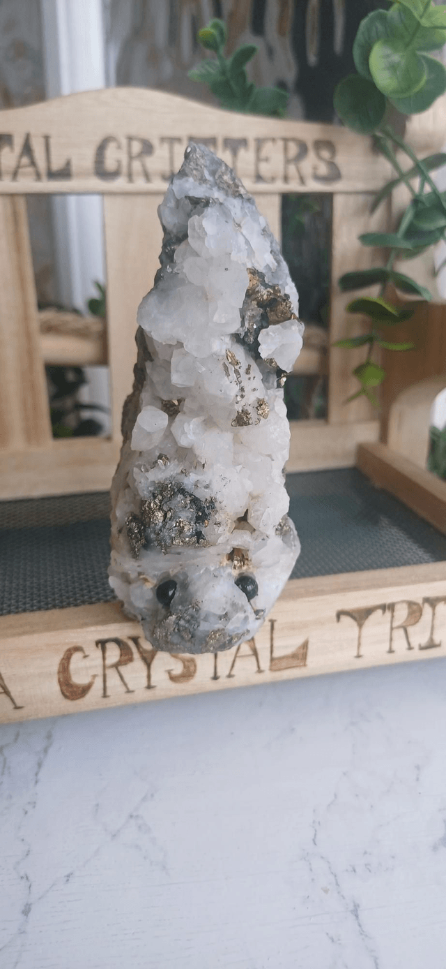 Arum - Crystal Critter 