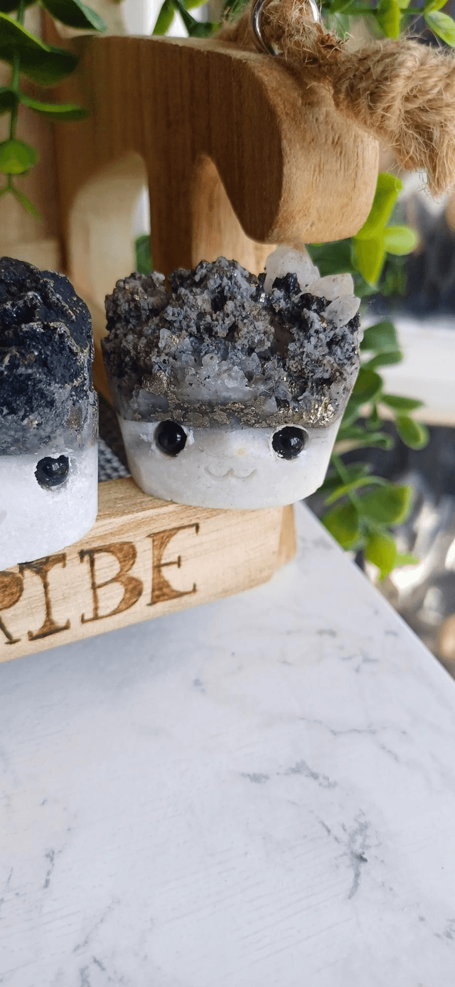 Thistleby- Crystal Critter Gildlings 