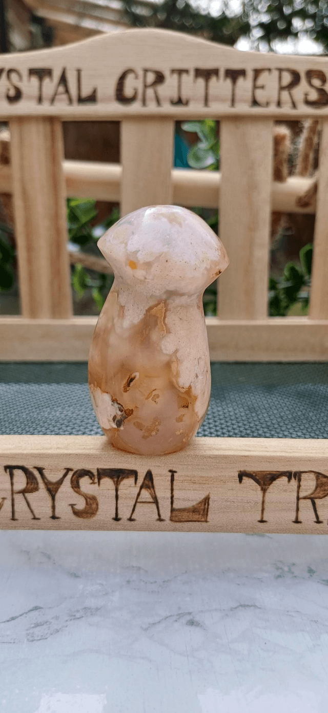 Petalpuff - Crystal Critter Mushling 