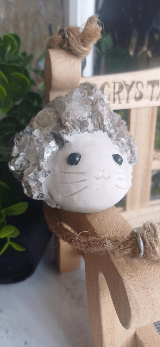 Liora - Crystal Critter 