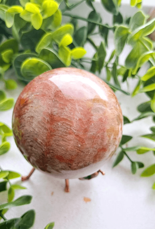 Thousand Layer Quartz Sphere 224g