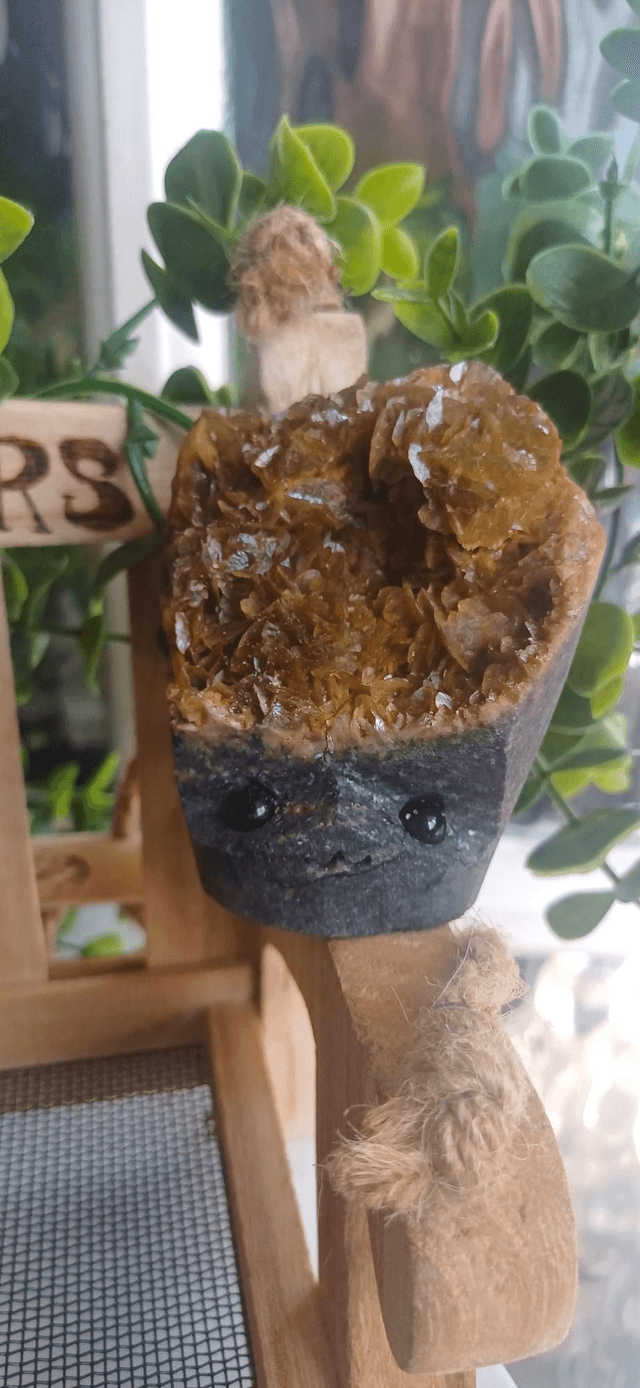 Fernin - Crystal Critter