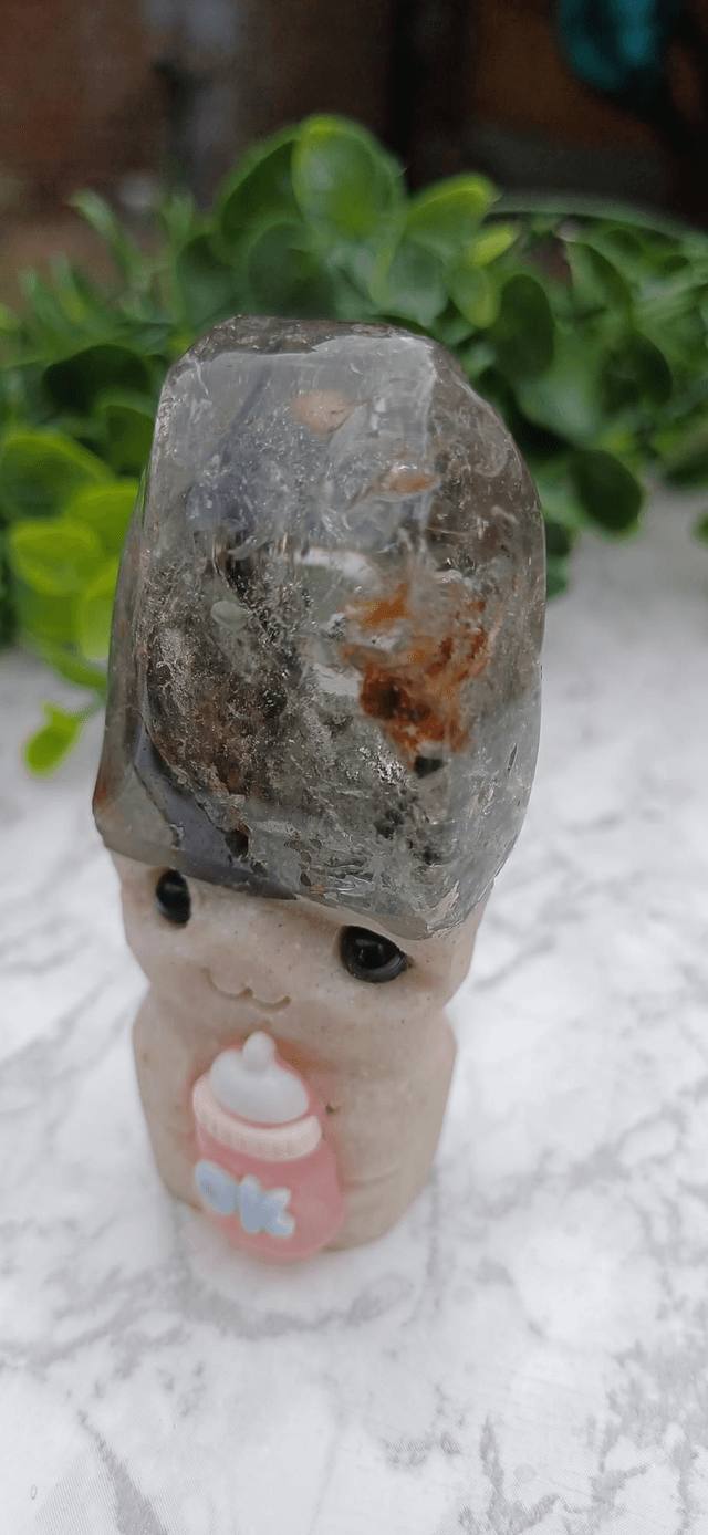 Crystal Critter Budwin. Garden Quartz