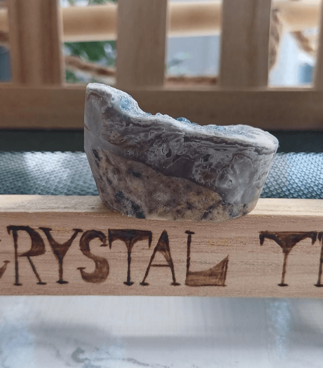 Nyxie  - Crystal Critter